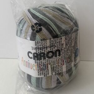 Yarnspirations Caron Anniversary Cakes Yarn Cookie Mint Limited‎ Edition 35.3oz